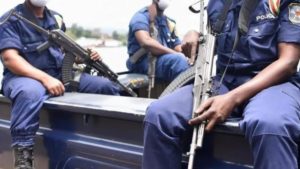 POLICE FEMME 300x169