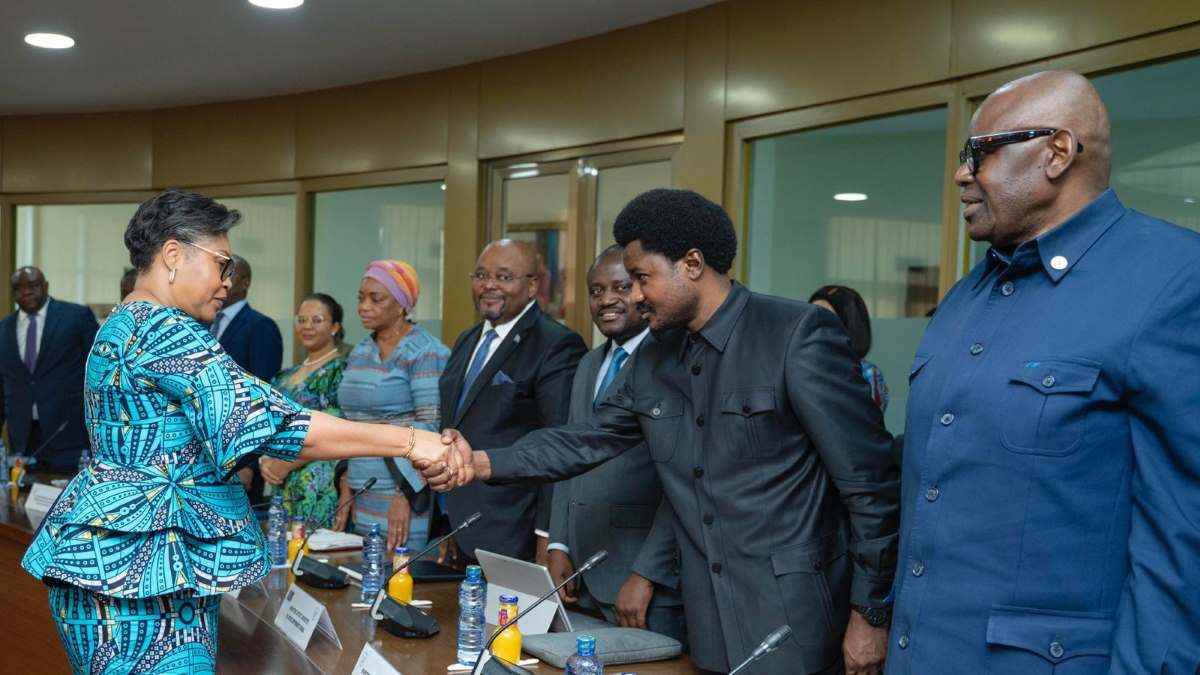 Premiere Prise De Contact Pour Le Gouvernement Suminwa