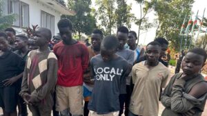 Ituri 35 voleurs présentés au Gouverneur militaire Luboya Nkashama