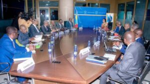 Cité du Fleuve entre l'État et Hawkwood