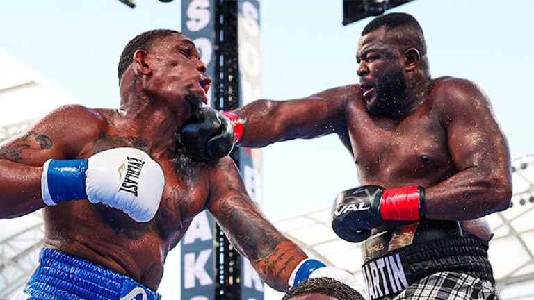 Martin Bakole bat Jared Anderson