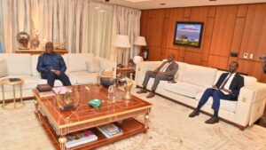 Le Président Tshisekedi Réunit le Conseil de Défense