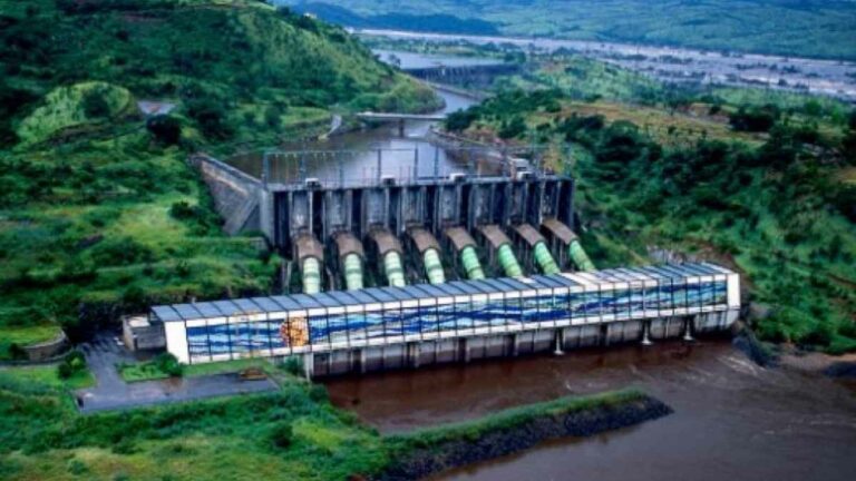 Fleuve renforce projet Grand Inga