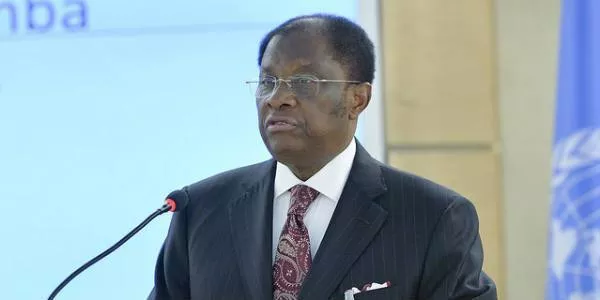 RDC : Thambwe Mwamba invite l’UE à lever les sanctions contre certaines autorités congolaises