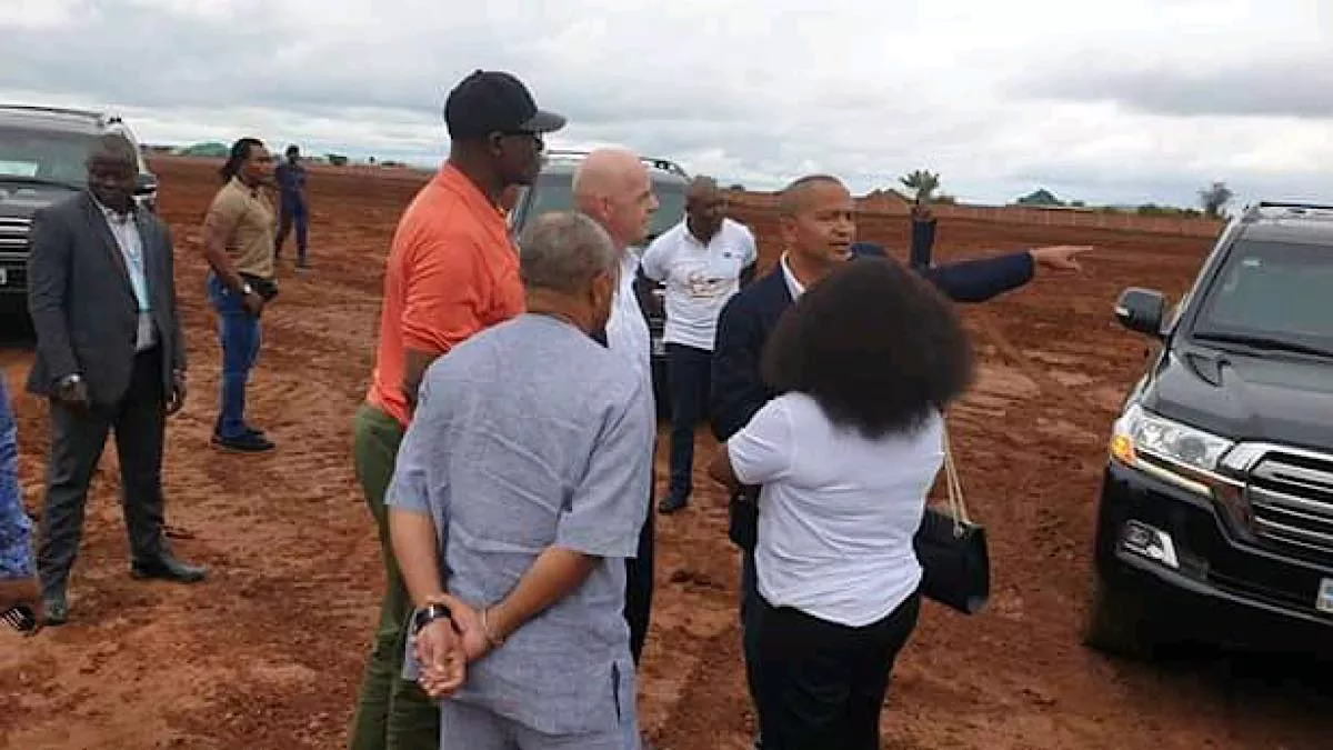 RDC – Foot: le président de la Fifa a lancé les travaux de construction du nouveau stade de Mazembe