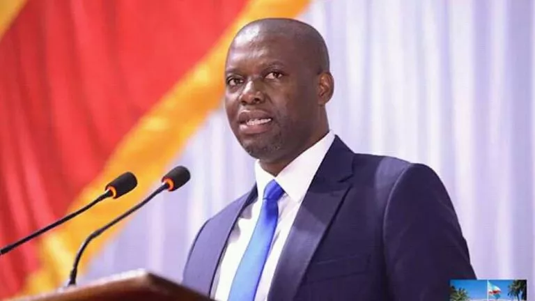 09F7C3DE 2421 4882 8DE1 6D2DFE77E3C1