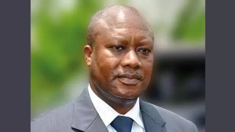 4D7ED404 4DE2 4C0C A44B 661F78C86D2C