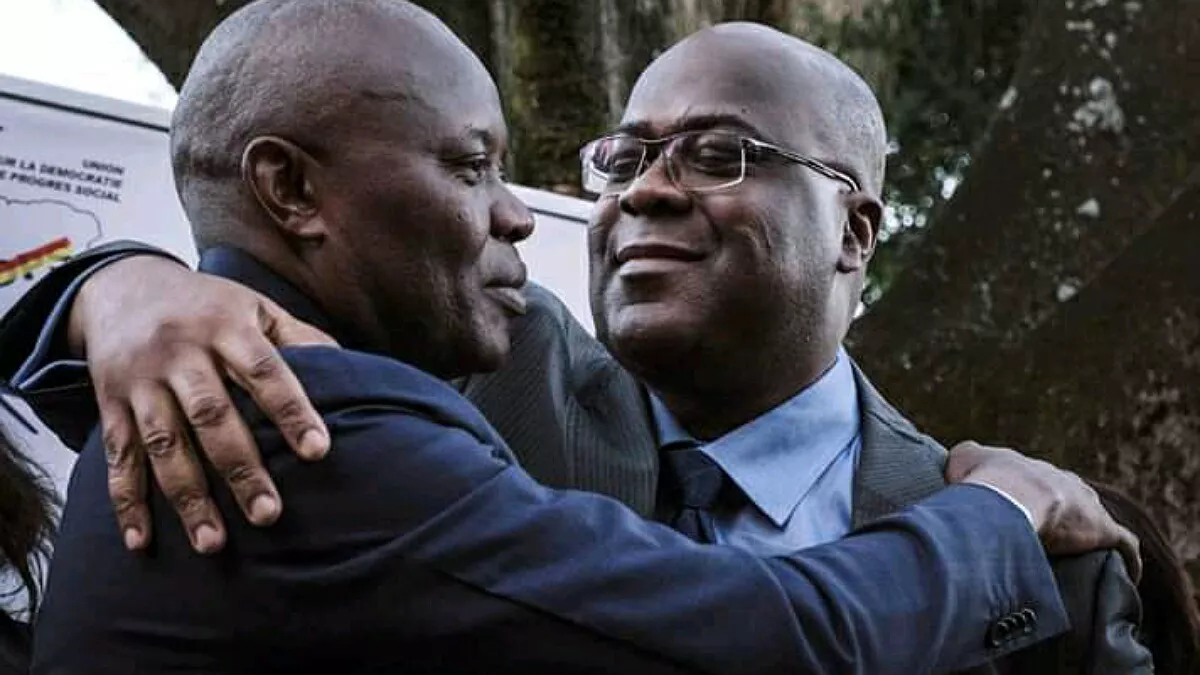 Londres : le public scande ” Faites partir Kamerhe “, Tshisekedi répond ” Il est mon directeur de cabinet et aussi notre allié “