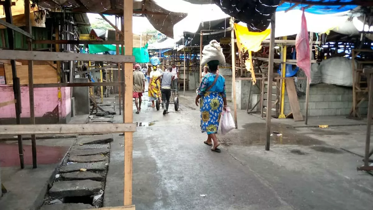 Kinshasa : seules les denrées alimentaires sont vendues au marché de la Liberté
