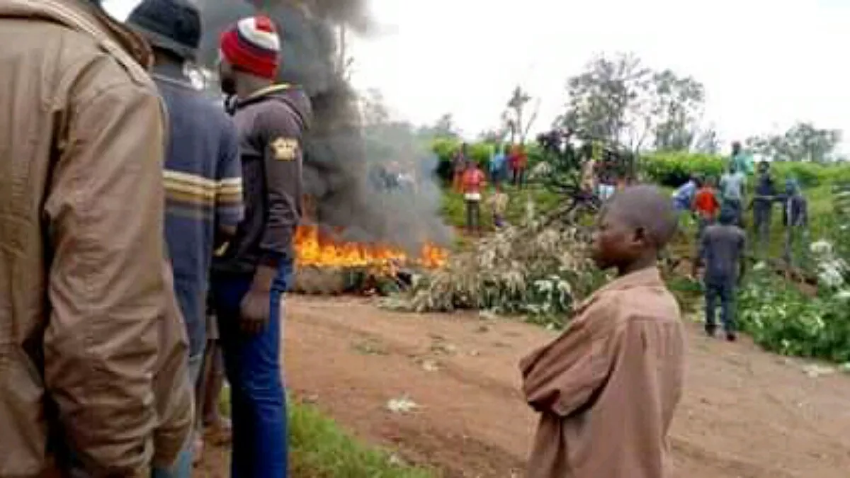 Bukavu : Exigeant la libération de Kamerhe, les militants de l’UNC bloquent la circulation sur la RN2 et RN5 au niveau de Panzi