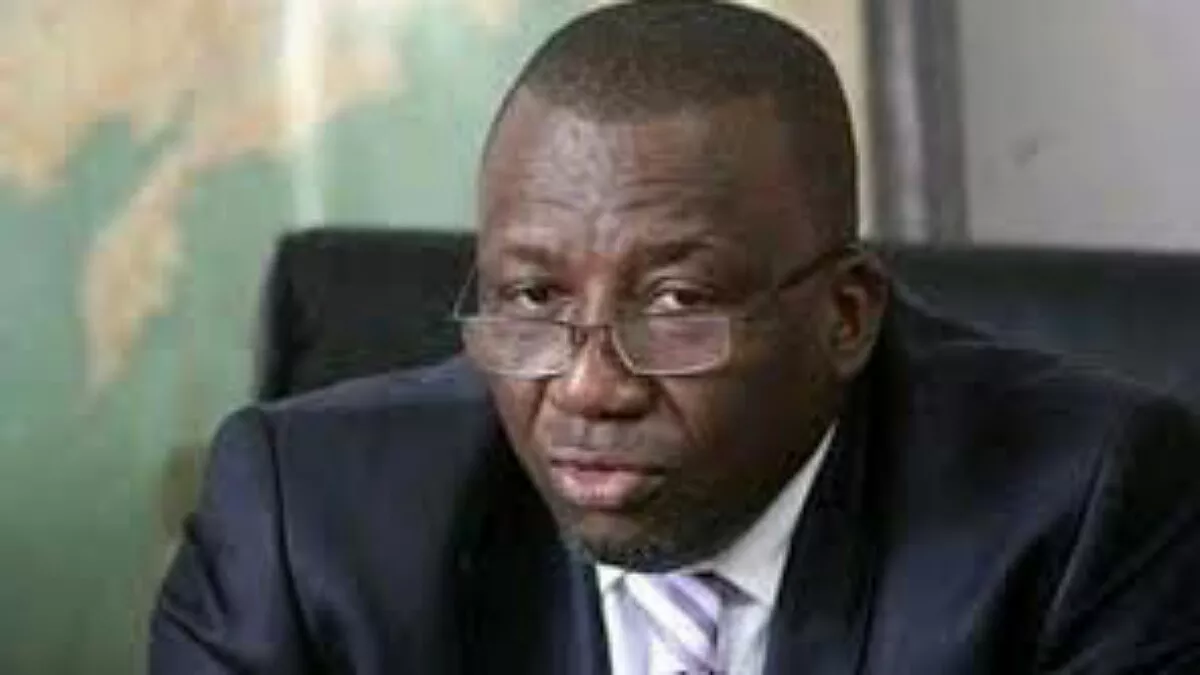 RDC – État d’urgence : le député J. Ndjoli tacle Tshisekedi, “L’état de droit ne produit pas un dictateur qui aurait avalé toutes les règles”