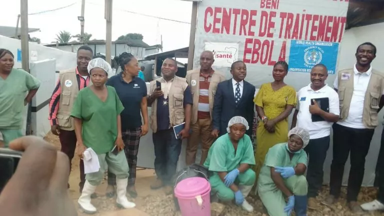 la dernière personne guérie d'Ebola sort du CTE