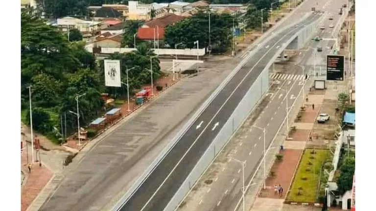 Saut-de-mouton Mandela à Kinshasa