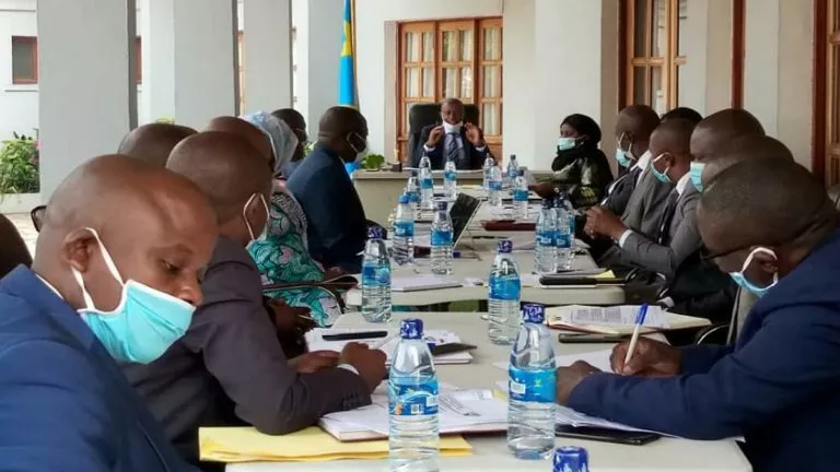 chefs des confessions religieuses et Nzanzu Kasivita Carly,