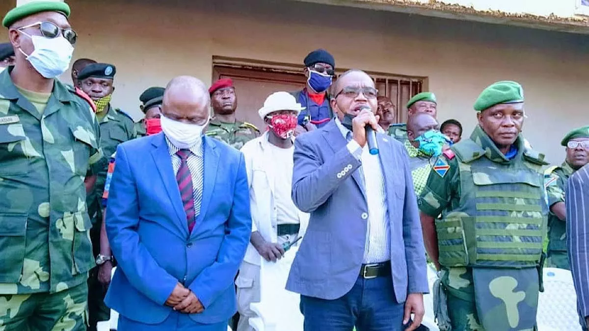 Sud-Kivu : Le gouverneur Théo Ngwabije s’est rendu à Sange pour calmer la population après le meurtre de ces 12 personnes