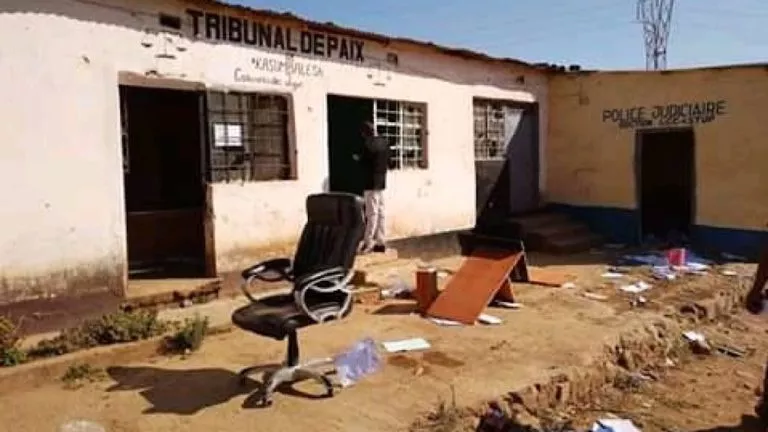 Haut-Katanga : Le siège du Tribunal de paix de Kasumbalesa