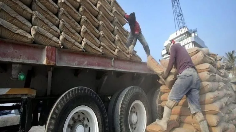 tonnes des ciments gris