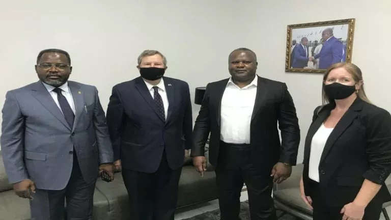 les USA aux côtés de la Direction Générale de Migration