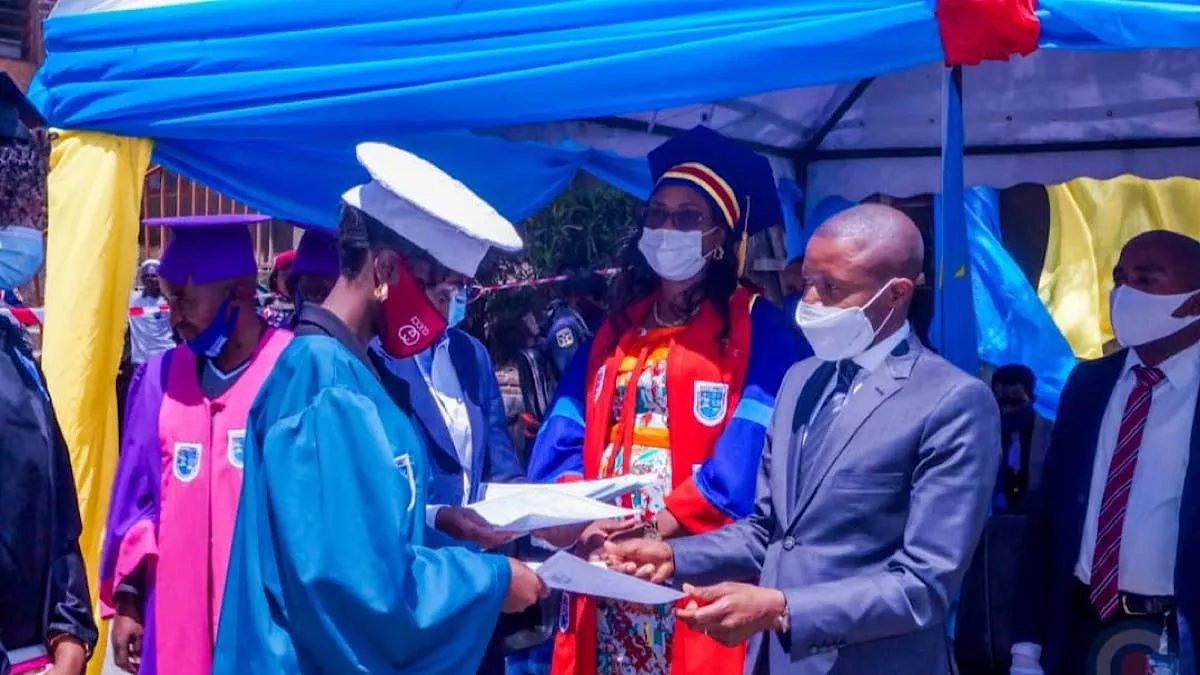 Nord-Kivu : Le gouverneur Carly Nzanzu Kasivita a clôturé l’année académique 2019-2020 à l’ISIG