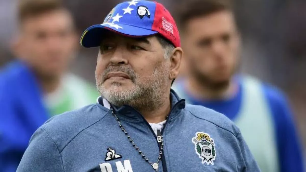 Football : Diego Maradona est mort