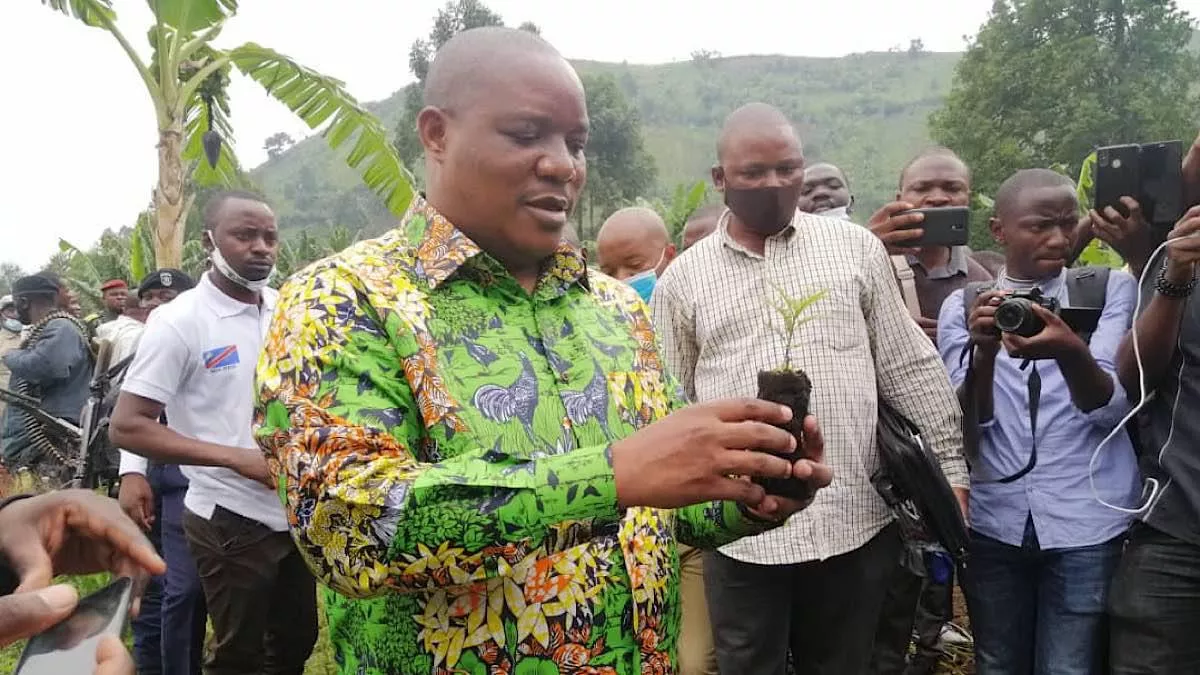 Masisi : plus de 1800 arbres vont être plantés à Sake dans le cadre du programme «jardin école» (Claude Nyamugabo)