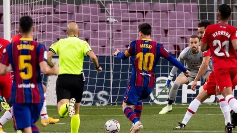 Barcelone battu à domicile par Grenade