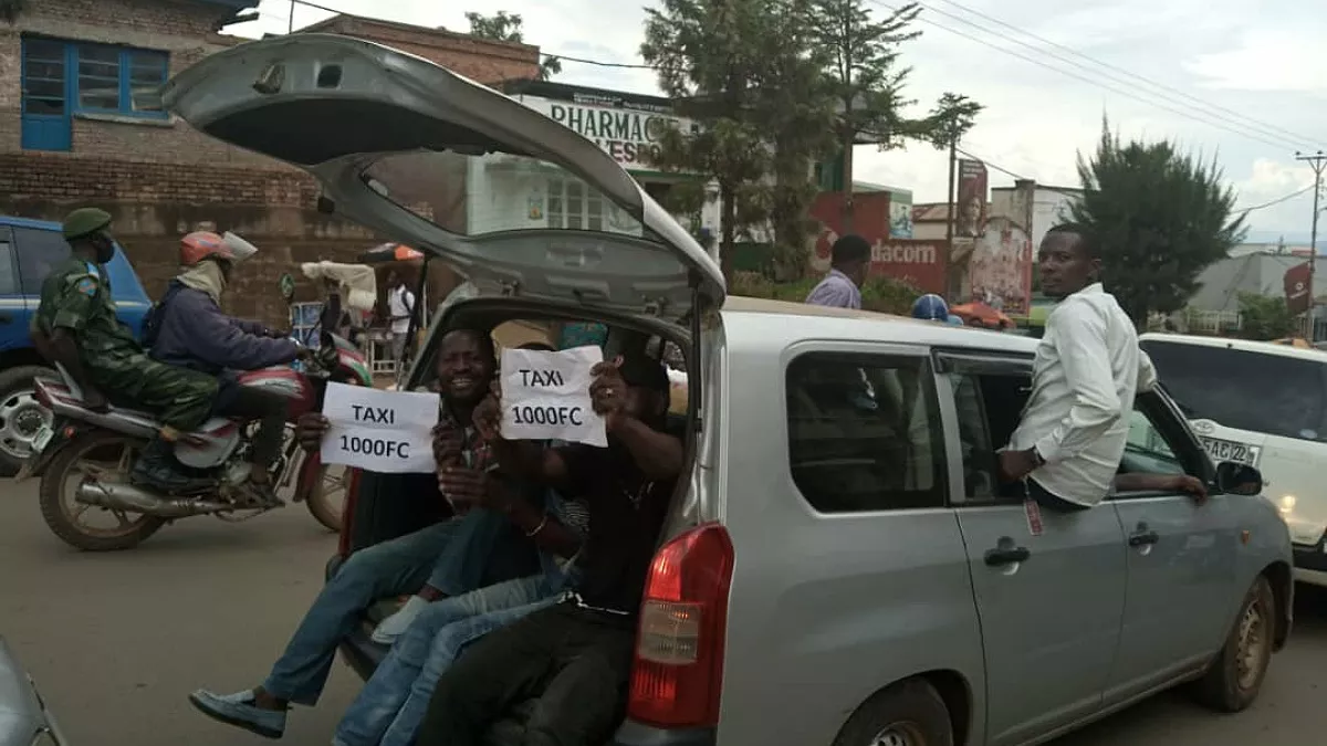 Bukavu : les conducteurs des taxis demandent au maire de revoir jusqu’à 1000fc le prix de transport par course