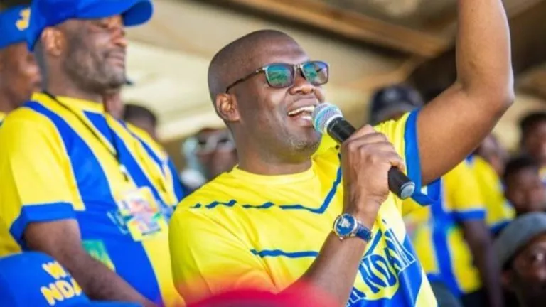 Jacques Kyabula FC Saint Eloi Lupopo