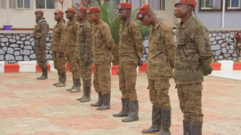 militaires de la Garde Républicaine