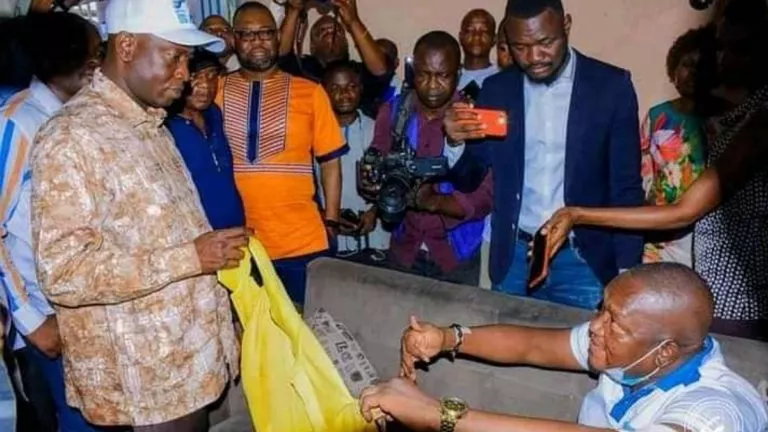 Bruno Kabangu Tshizubu et Kabuya