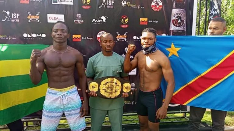 Flex Munue et Ananias Mulumba MMA