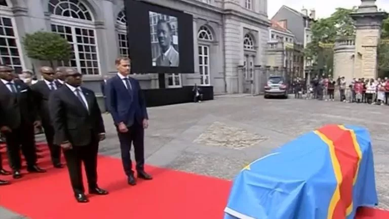 B7D78F23 4632 4B85 A565 7A26A0095CED