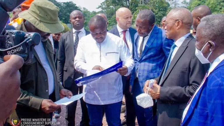 FBEE0CCD 3280 4E5A A6A7 0D63E46304FA