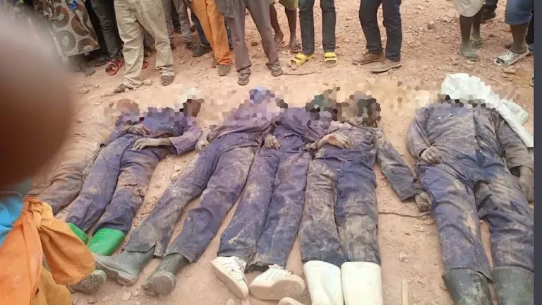 3526A24A 5153 4BB9 B10B B713C2C50EC2