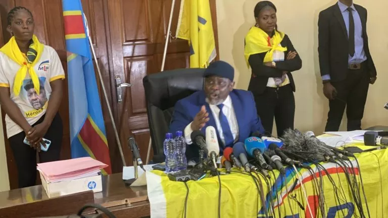 Franck diongo tacle tshisekedi