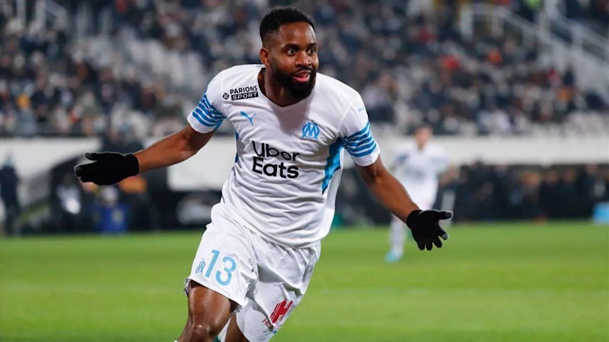 Football : Cédric Bakambu quitte l’OM pour l’Olympiakos de la Grèce