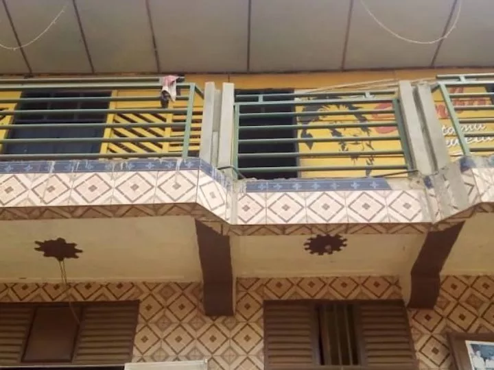 Beni-Noël : Un jeune homme meurt après être tombé sur un étage d’un bar à Benengule