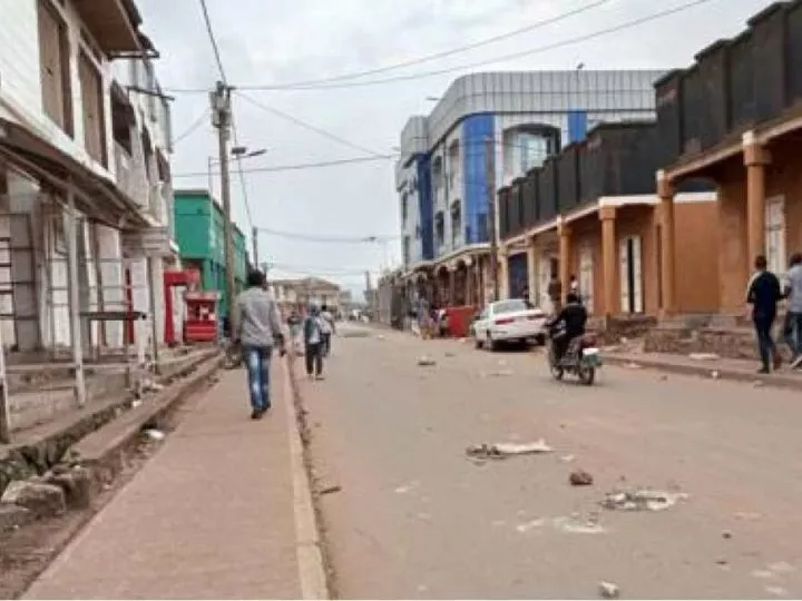 Beni : La LUCHA paralyse les activités pour exiger le départ du maire policier