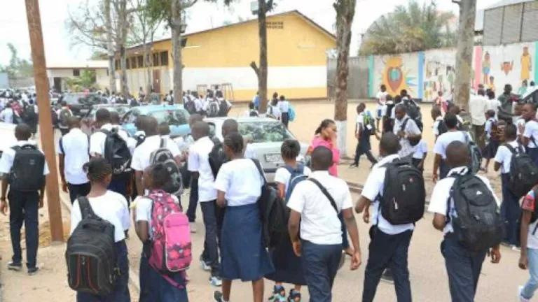 Éducation en RDC élèves Kasanguli