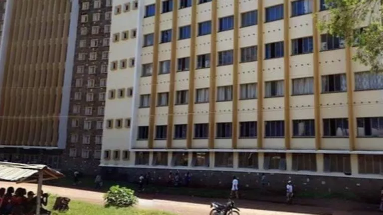 F651A617 BC17 462A 9CC1 665E663D195C