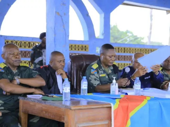 Ituri : les 9 officiers et 9 soldats des FARDC ont comparu devant la Cour militaire pour crimes de guerre