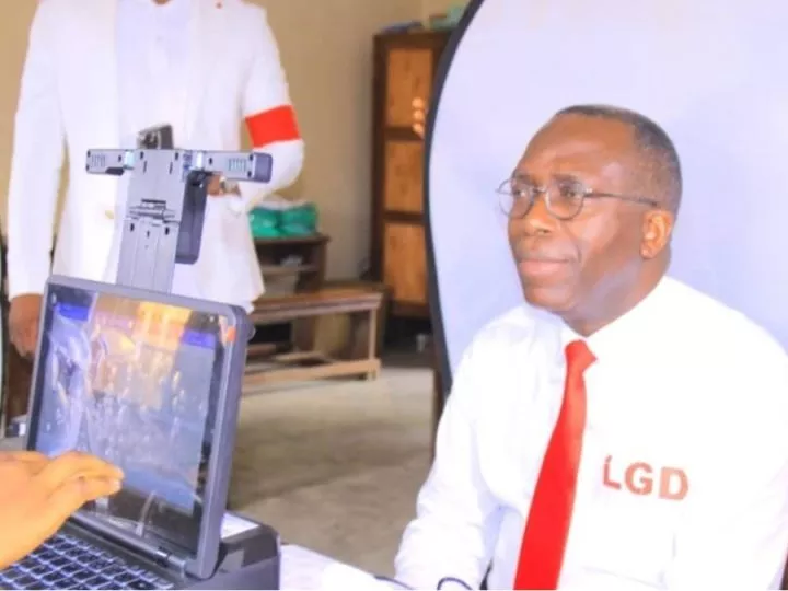 RDC: Le président du LGD et candidat à l’élection présidentielle, Mapon Matata, s’est enrôlé à Kindu