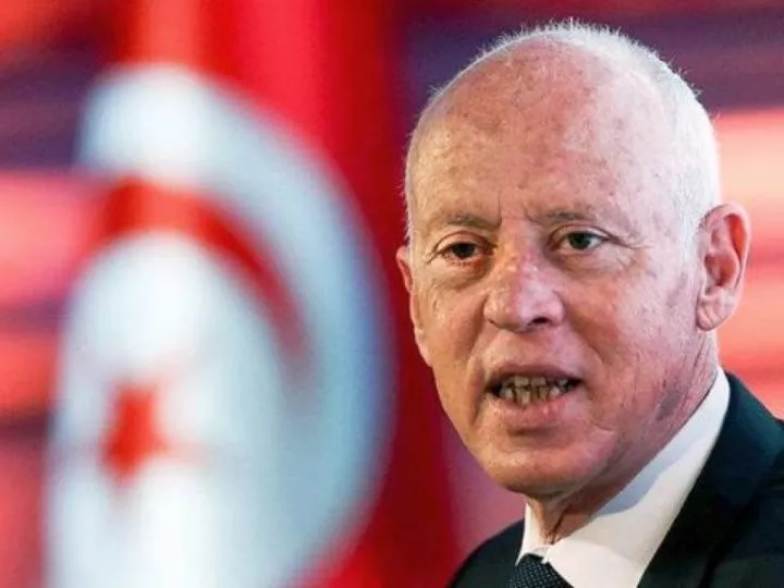 Tunisie : les propos xénophobes du président Saïed choquent la société civile et les associations d’immigrés