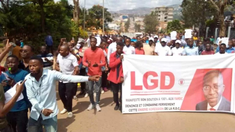 marche pacifique de l'ECiDé, LGD et Ensemble pour la République