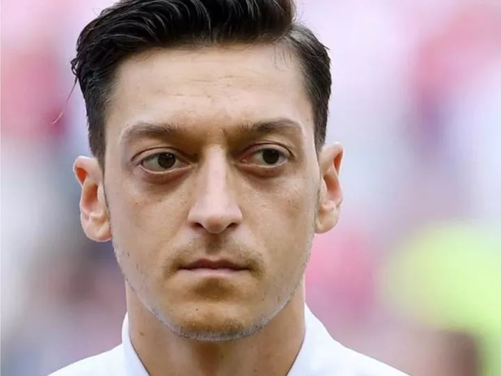 Sport : Après 17 années de profession, Özil met fin à sa carrière footballistique