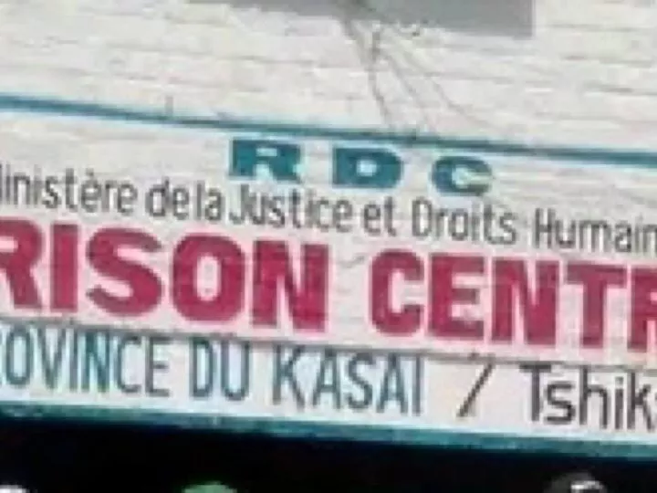Kasaï : Plus de 15 détenus bénéficient de la grâce présidentielle à la prison centrale de Tshikapa
