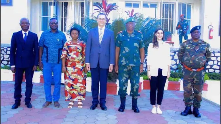 69BC70EE 9809 469A 9F60 84BBD40AC11C