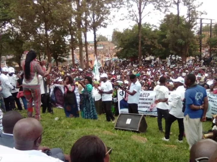 Nord-Kivu : La directrice générale Juliette Mughole dans un meeting à Beni pour sensibiliser la population à l’appropriation de la CADECO