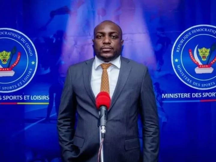 RDC : le député national Nanou Mbemba invite l’Assemblée nationale à aligner les matières prioritaires pour résoudre la crise qui sévit au pays