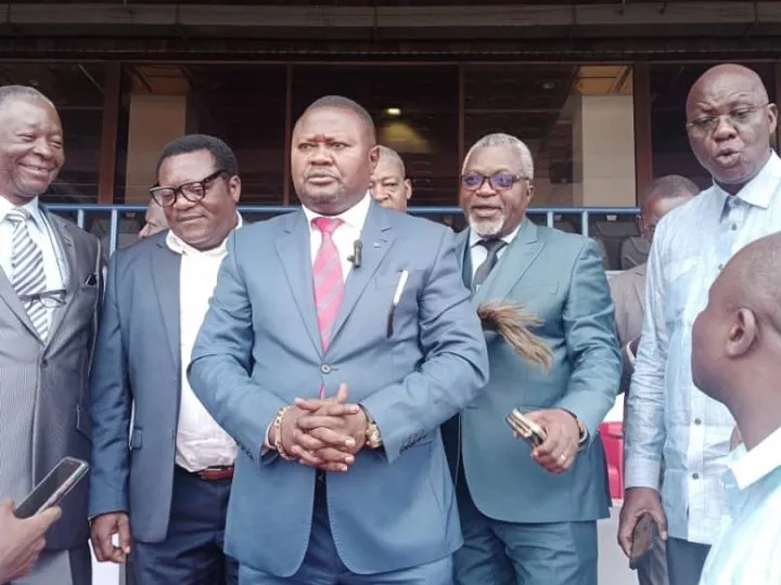 Linafoot : les clubs prêts à reprendre le championnat le 5 mai